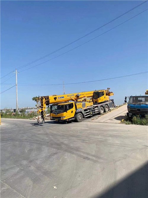 大竹县吊车作业时，可能会产生哪些额外收费项目？