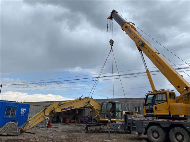 大竹县25吨吊车的工作半径是多少？