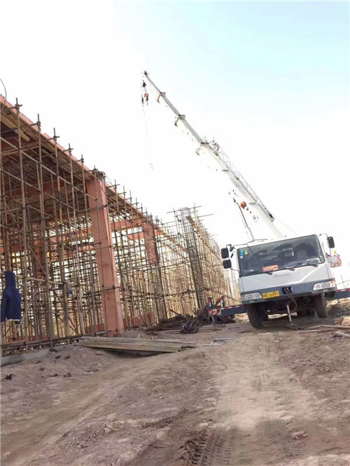 大竹县吊车作业的安全注意事项有哪些？